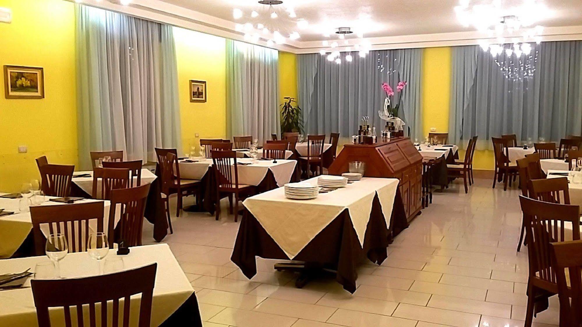 Residenza Il Capitano Bed and Breakfast San Benedetto Po Exteriör bild